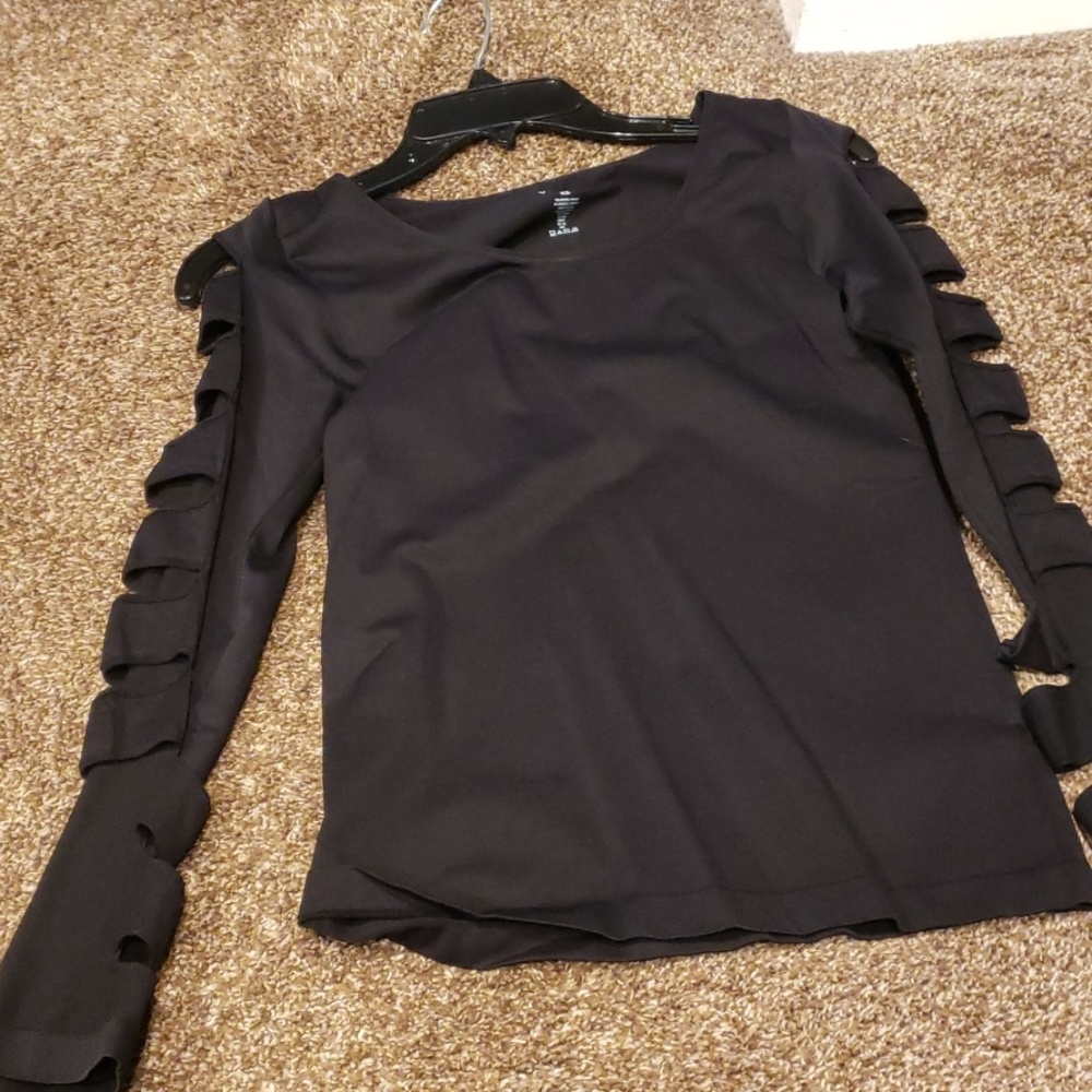 XS black nylon shirt with slits on sleeves